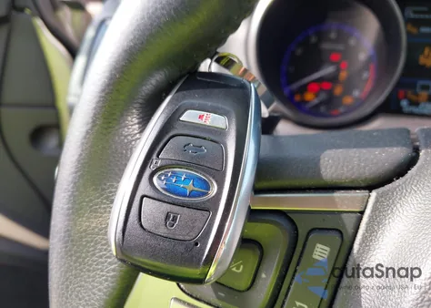 2016 Subaru Outback 3.6R Limited из США, поврежденный, VIN 4S4BSENC7G3336736